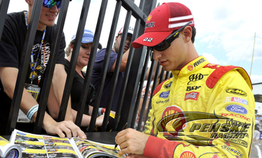Logano will Start Sixth in Sunday's GoBowling.com 400