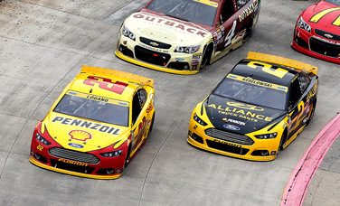 Sprint Cup Series Race Report - Martinsville